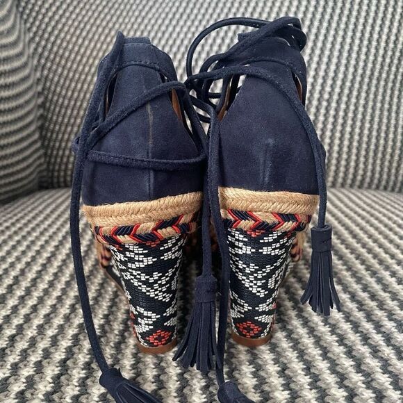 Cabi Isla wedge blue suede Aztec ankle tie up sandal women’s shoe size 9 - Picture 7 of 11